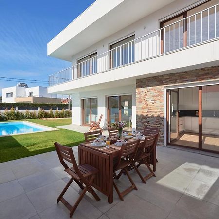 Aroeira Villa W/ Pool Near Beach, By Timecooler ภายนอก รูปภาพ