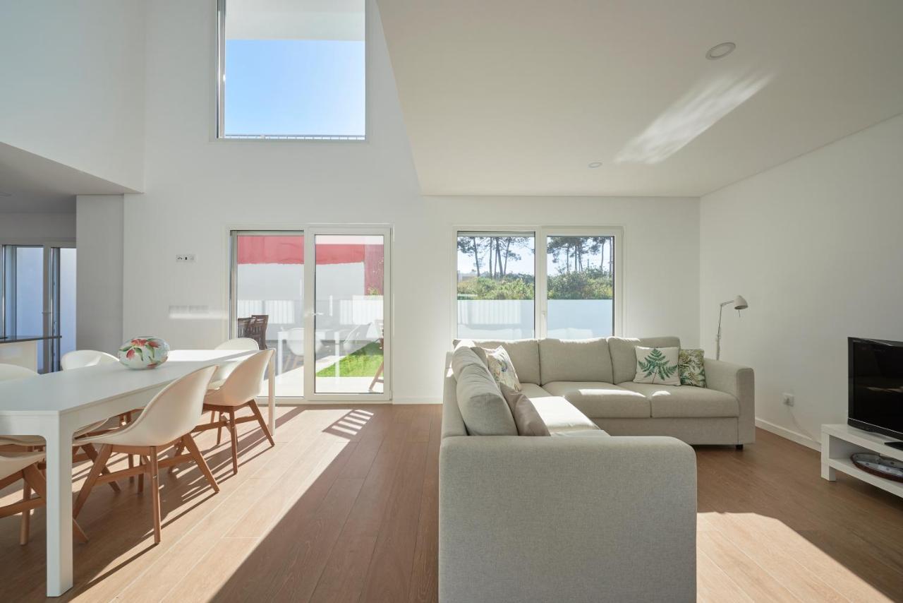 Aroeira Villa W/ Pool Near Beach, By Timecooler ภายนอก รูปภาพ